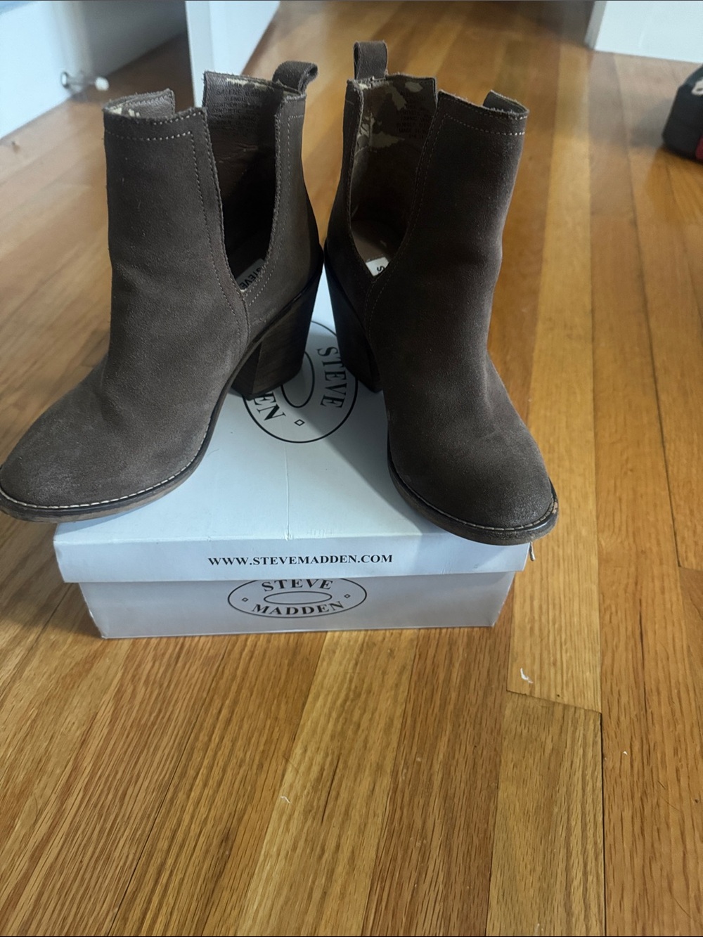 Steve Madden Taupe Suede Chelsea Ankle Boots